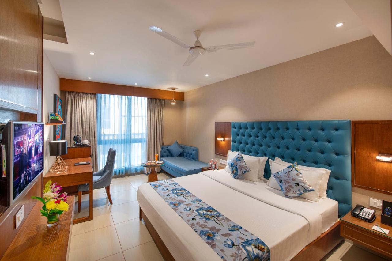 Sk Lords Inn Ahmedabad Exterior foto